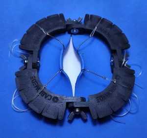 Retractor - Small